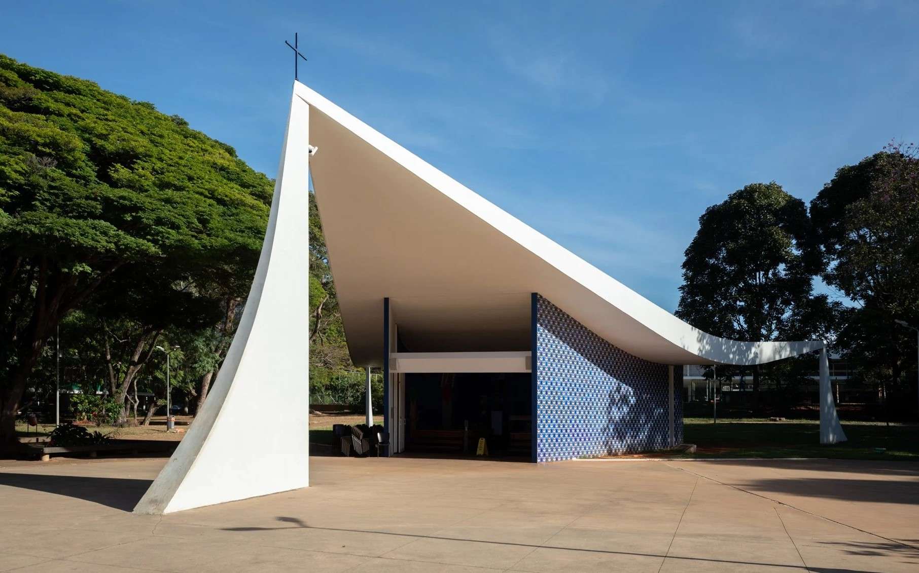 Brasilia Chiesa SQS 308